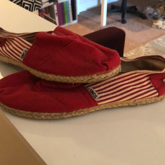 Toms Shoes - Picture 1 of 4